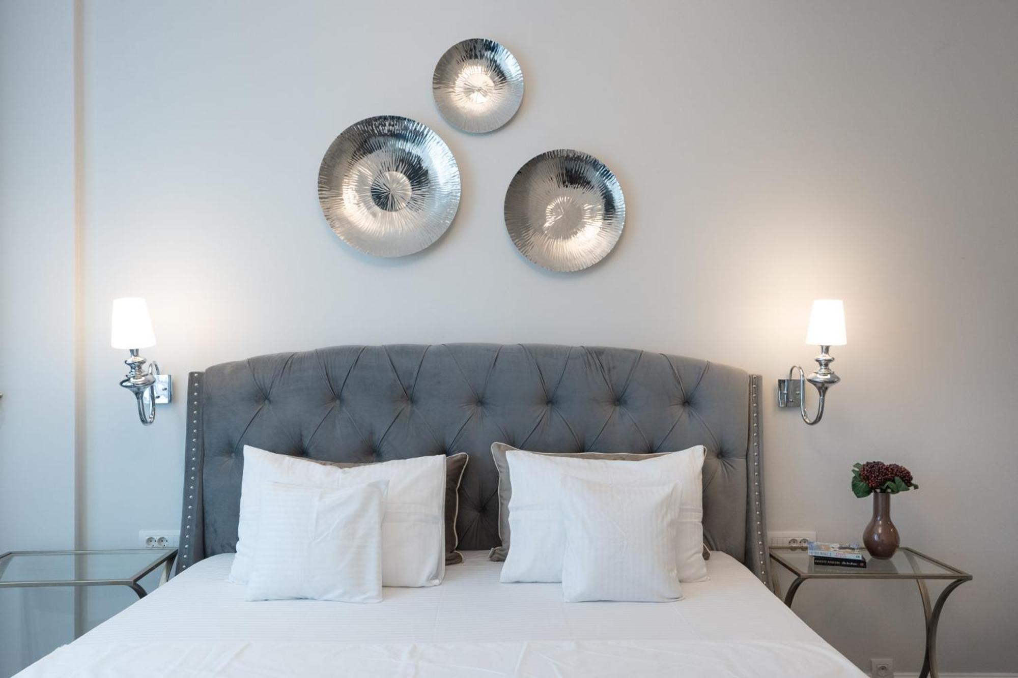 Highline Downtown Aparthotel Oldtown Unirii Square Букурещ Екстериор снимка
